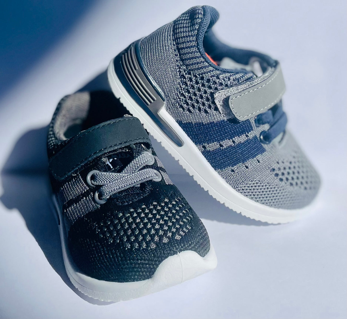 WYNN BOYS SNEAKER