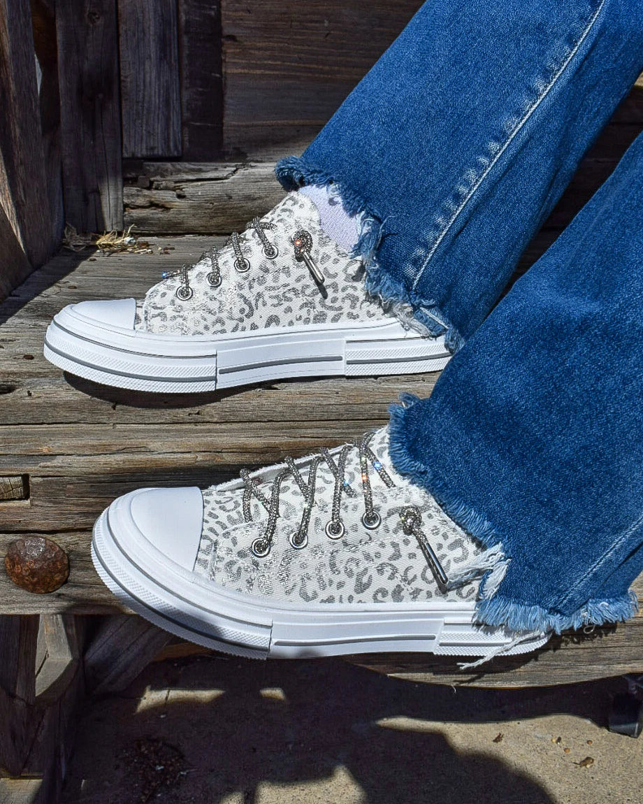 AMAN WHT/SLV SNEAKER